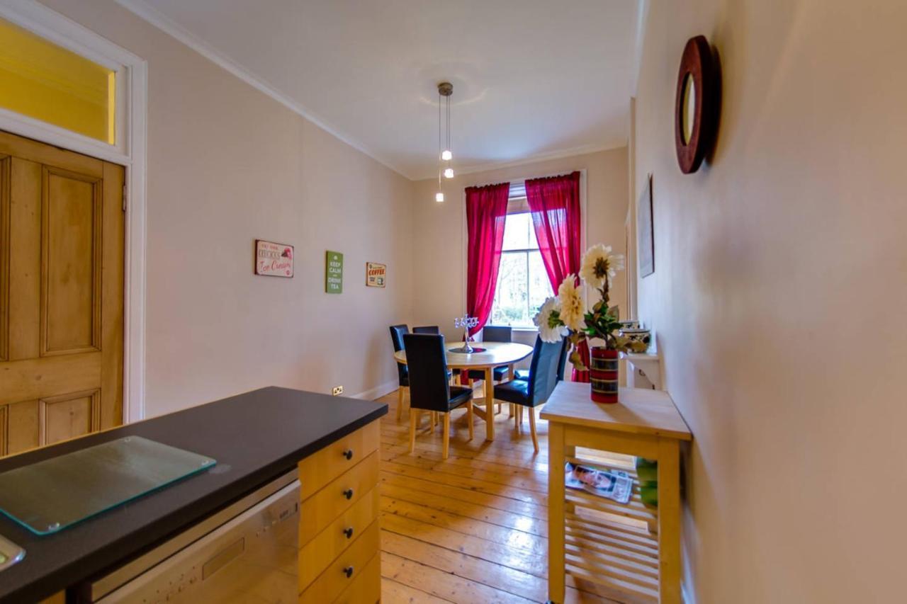 Joivy Spacious Apartment Next To The Meadows Эдинбург Экстерьер фото
